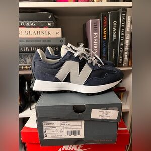 New Balance 327 Men’s Size 8